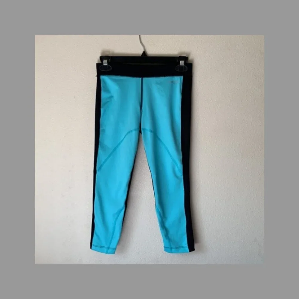 BEBE Sport Teal Black Capri GYM Activewear Leggings Size XS GUC #M-070